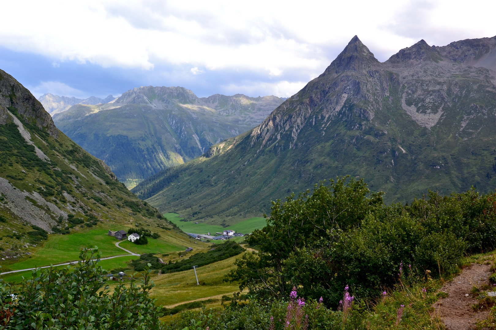 Blick auf WIRL, einem Ortsteil von Galtür…