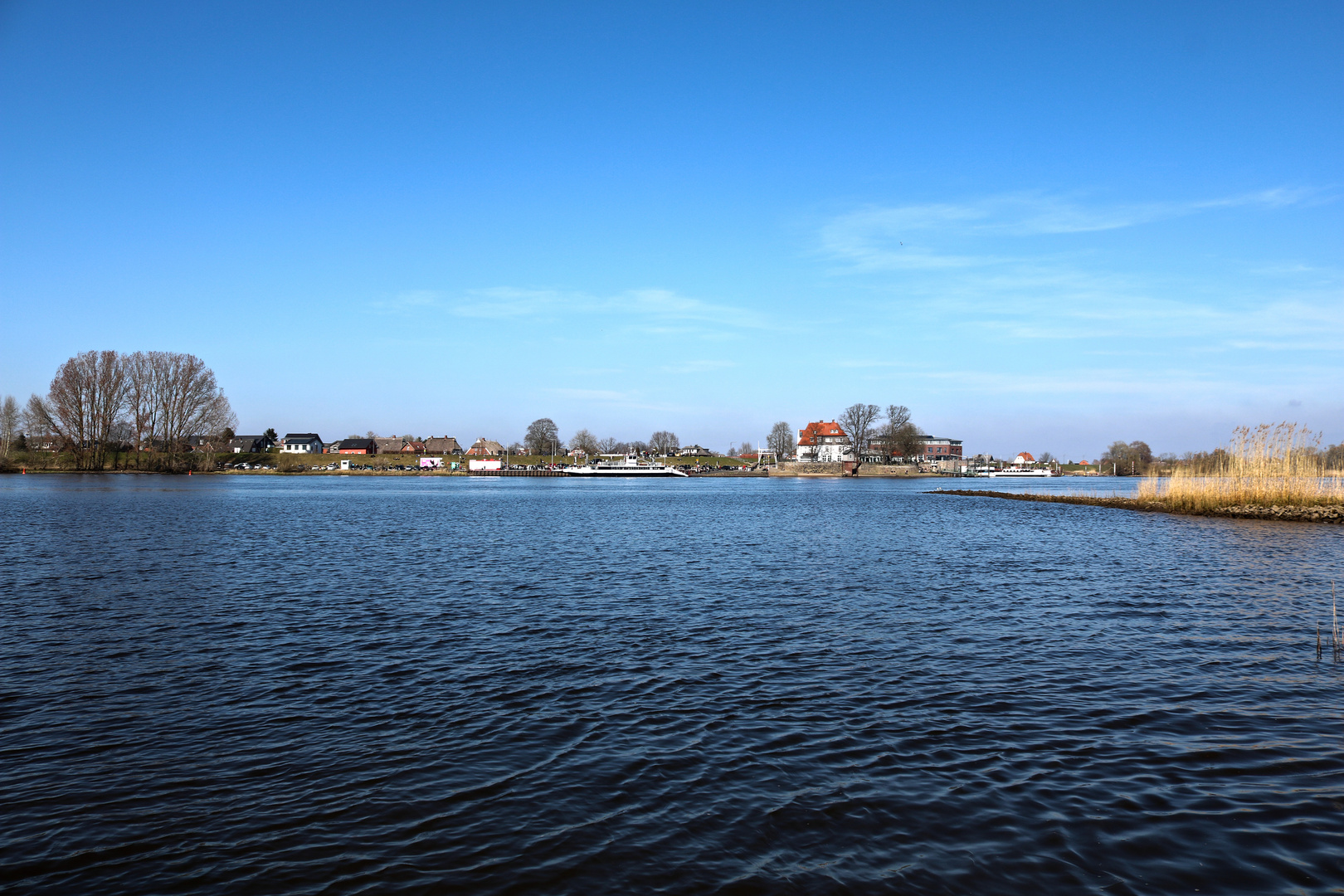 Blick auf Zollenspieker - 2