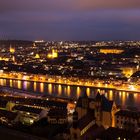 Blick aufs abendliche Würzburg von der Marienfestung