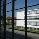 Blick aus dem Bauhaus zu Dessau