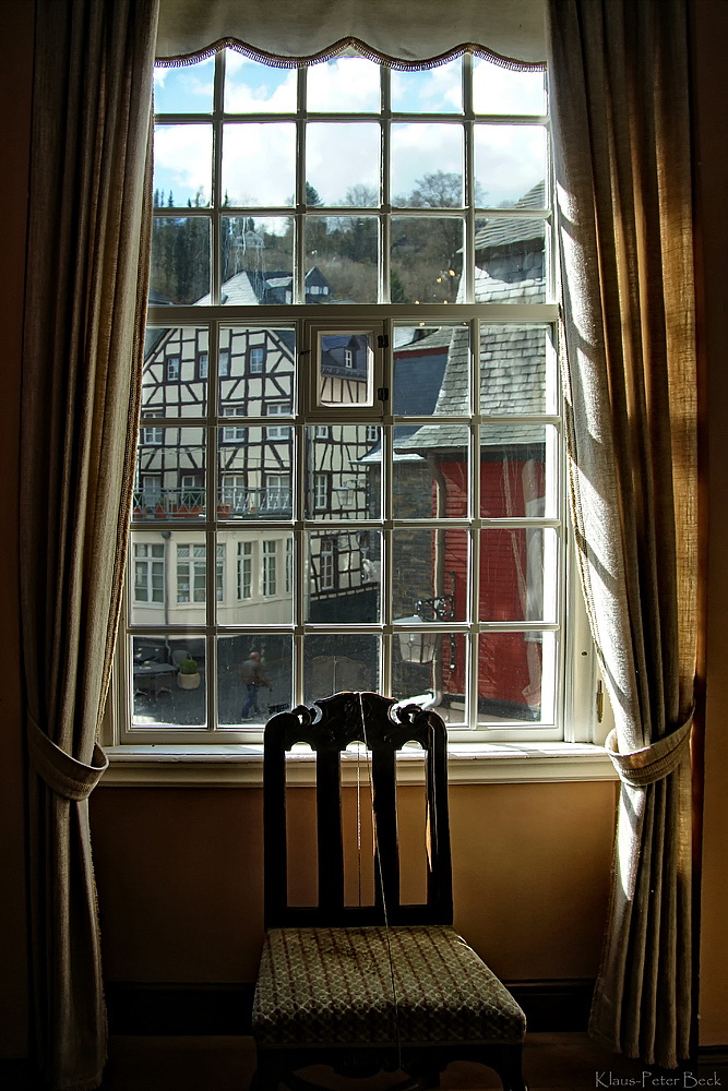 Blick aus dem Fenster….. Foto & Bild architektur