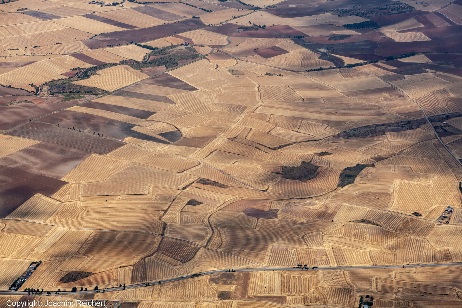 Blick aus dem Flugzeug auf das spanische Innenland