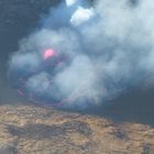 Blick aus dem Helicopter in den Kilauea Vulkan...