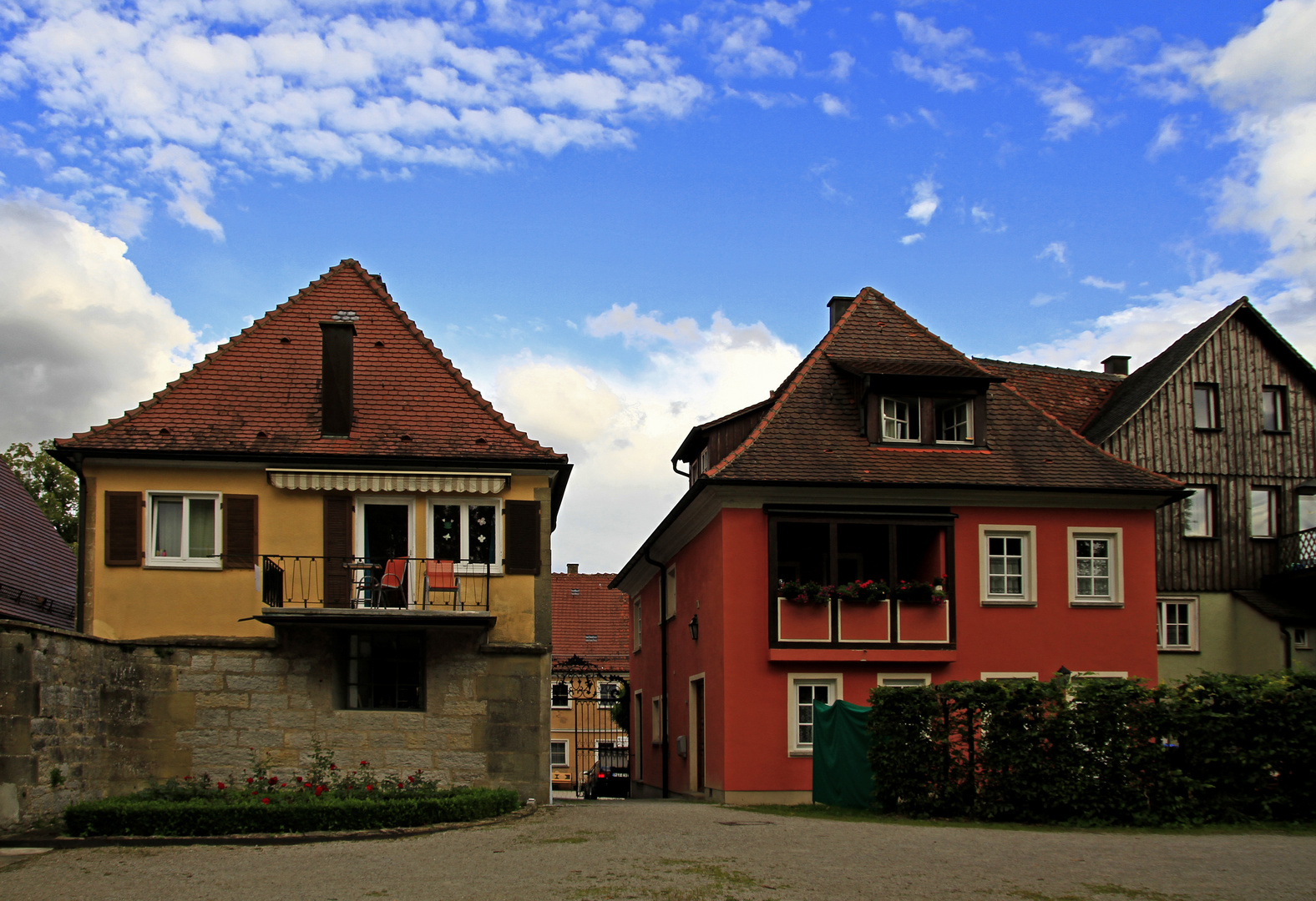 Blick aus dem Hofgarten in Kirchberg/Jagst