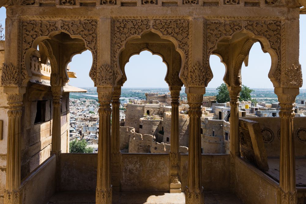 Blick aus dem Stadtpalast auf das Fort und Jaisalmer