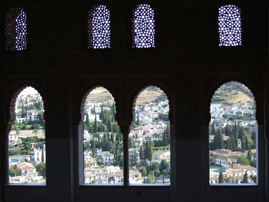 Blick aus der Alhambra auf Granada
