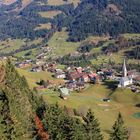 Blick aus der Gondel der Walmendingerhornbahn in Österreich bei der Talfahrt 3