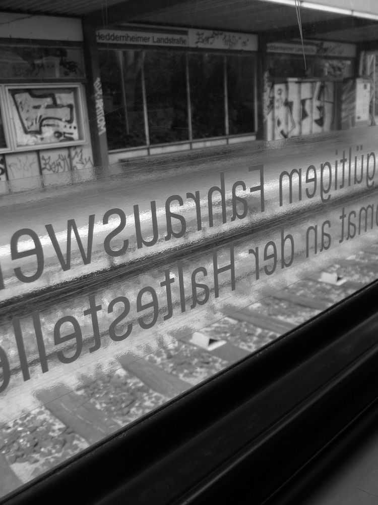 Blick aus der UBahn by Bebsima 