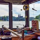 Blick aus einer Basler Rheinfähre