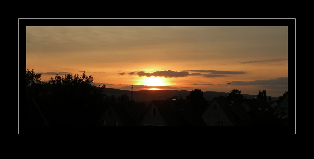 Blick aus meinem Wintergarten auf den Sonnenuntergang