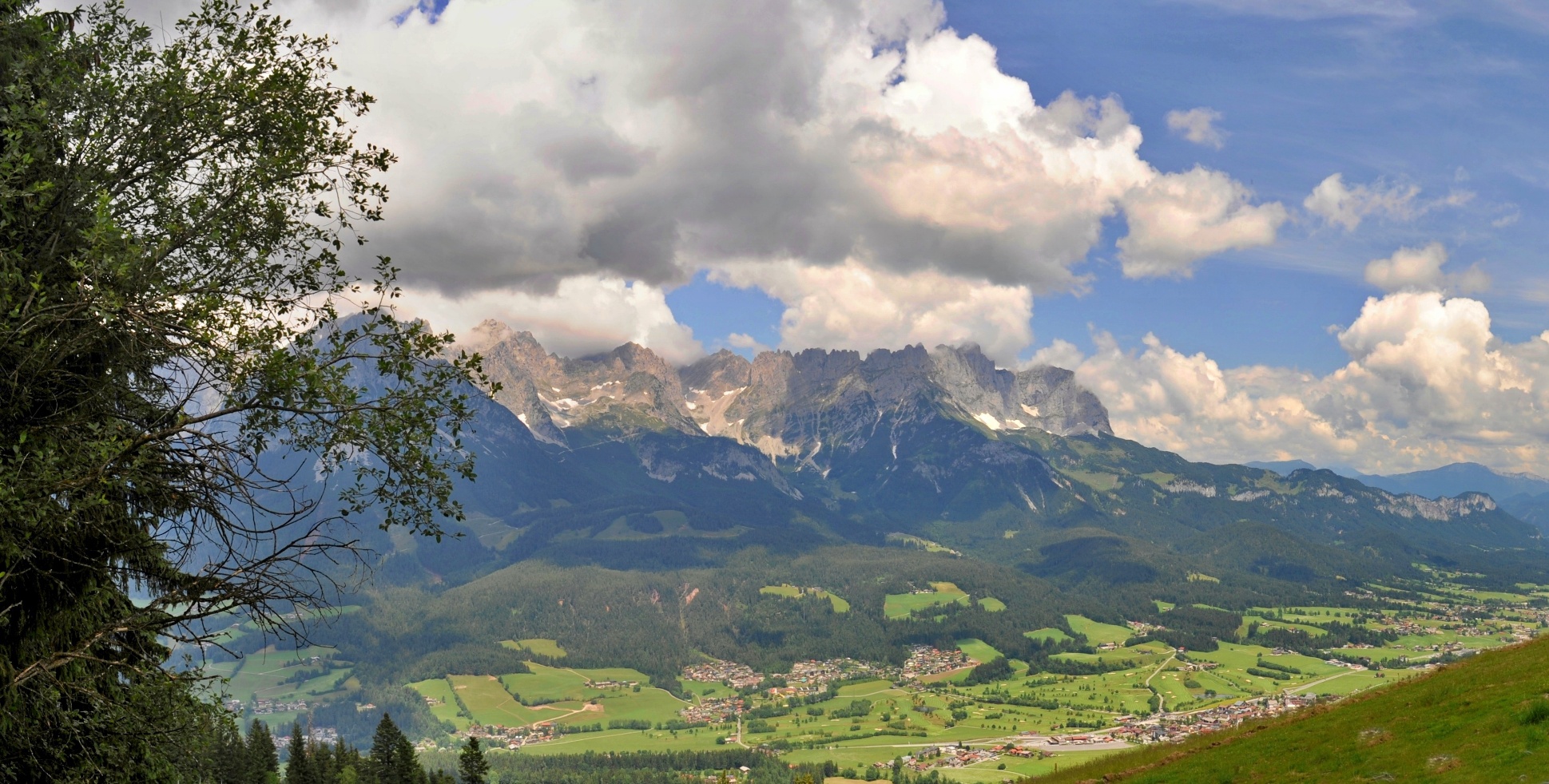 Blick beim Abstieg auf Ellmau