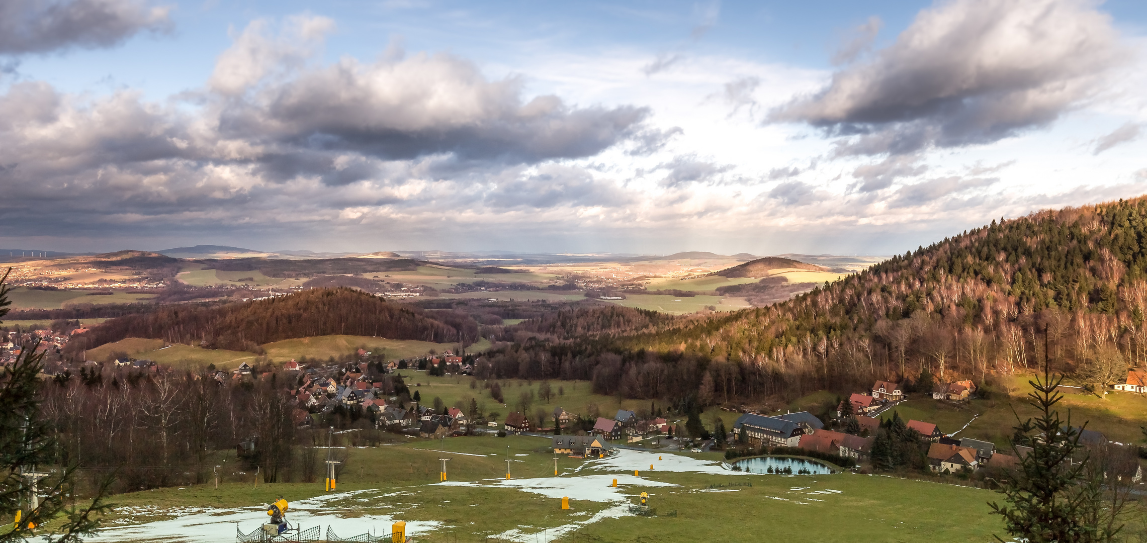 Blick den Lausche-Hang hinab | Waltersdorf im Zittauer Gebirge