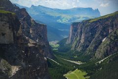 Blick durch das Langental zur Seiser Alm