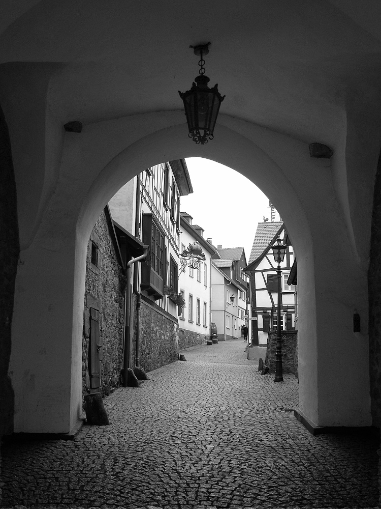 Blick durch das Stadttor - Oberursel