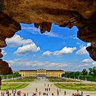 BLICK DURCH DEN NEPTUNBRUNNEN ZUM SCHLOSS SCHÖNBRUNN - WIEN