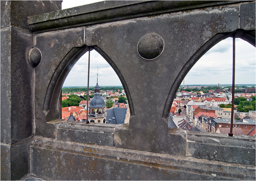 Blick durch die Balustrade