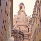 Blick durch die Gasse zur Frauenkirche