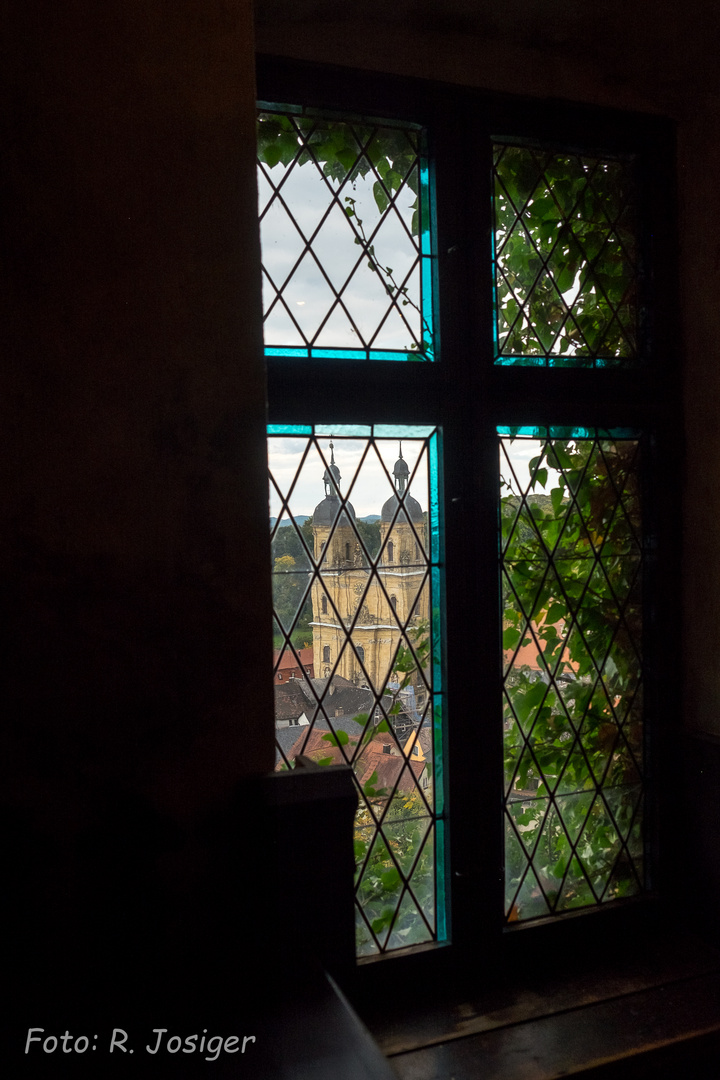 Blick durchs Fenster