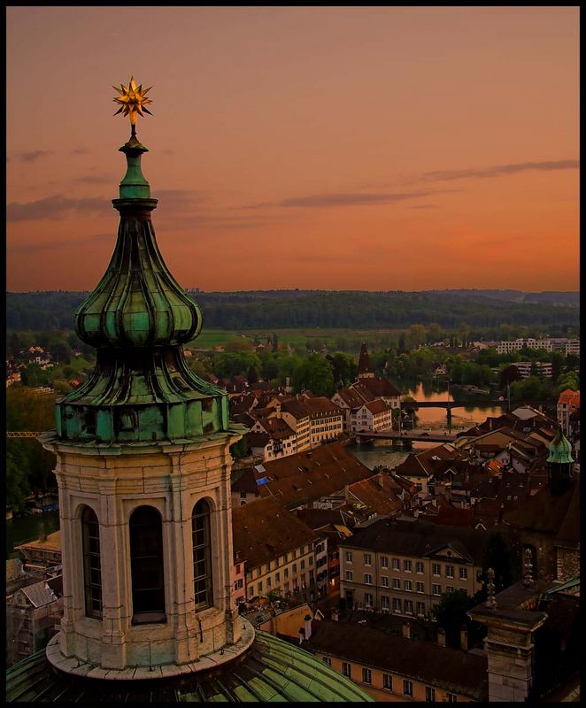 Blick hinab in die Stadt