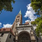 Blick hinauf zum Augsburger Dom