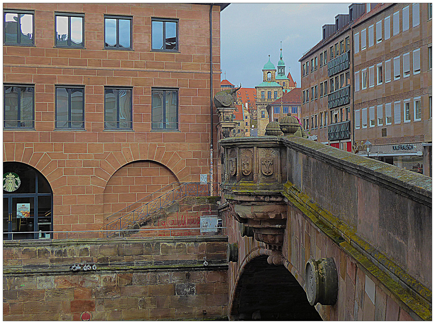 Blick hinunter in die Stadt