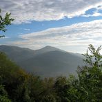 Blick im Morgengrauen vom Drachenfelsen / Königswinter