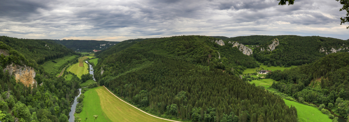 Blick in das Donautal vom Knopfmacherfelsen