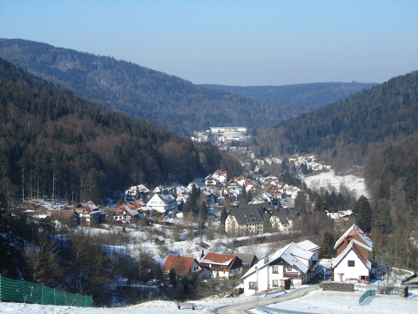 Blick in das Gaistal und auf Bad Herrenalb im Nordschwarzwald