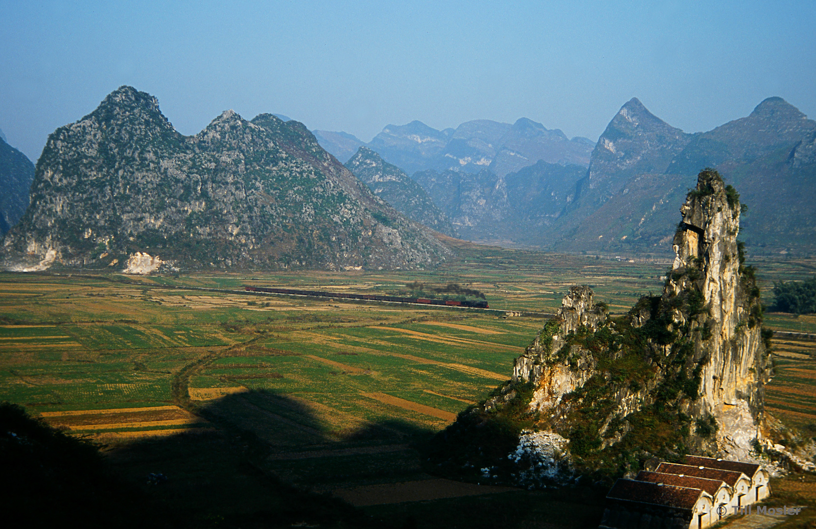 Blick in das weite Tal bei Weiping