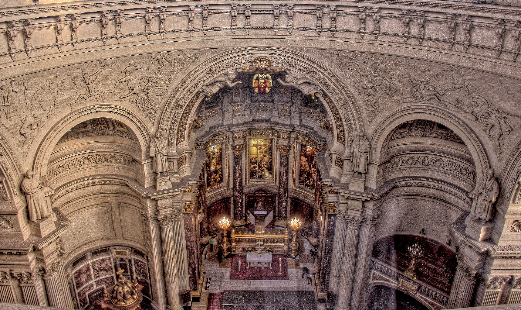 Blick in den Berliner Dom