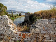 Blick in den Burggraben der Festung Agias Mavra (Lefkada)