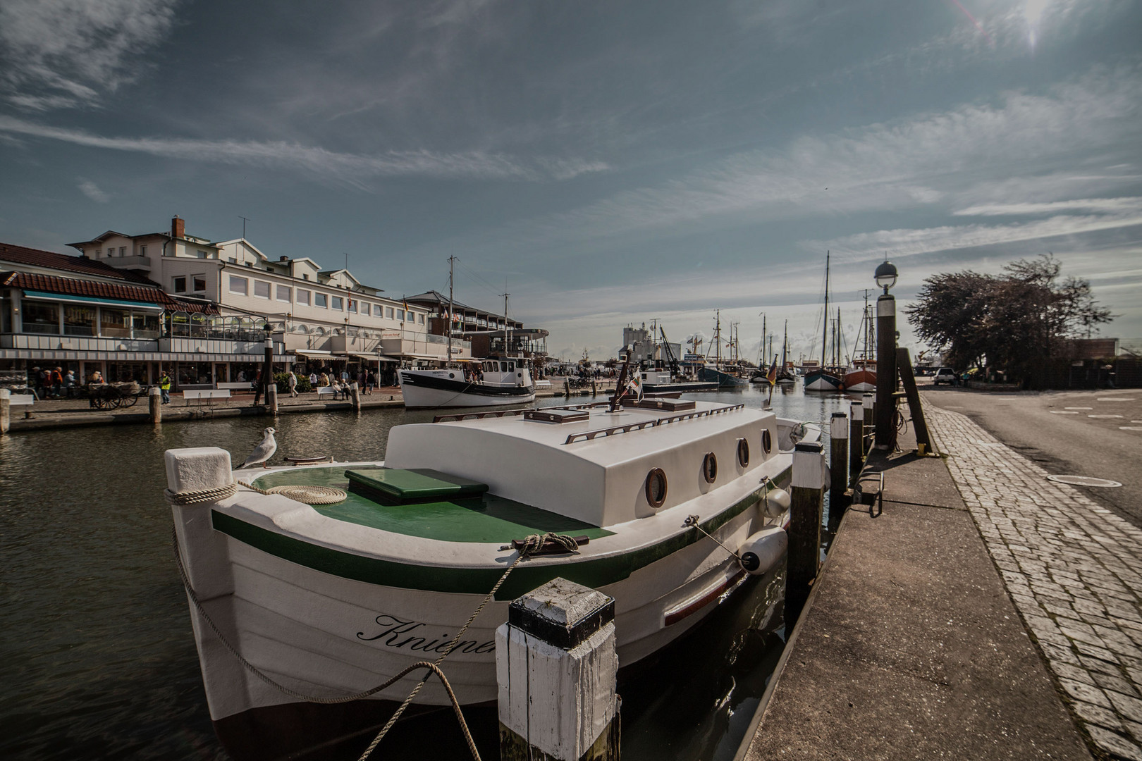 Blick in den Hafen von Büsum 