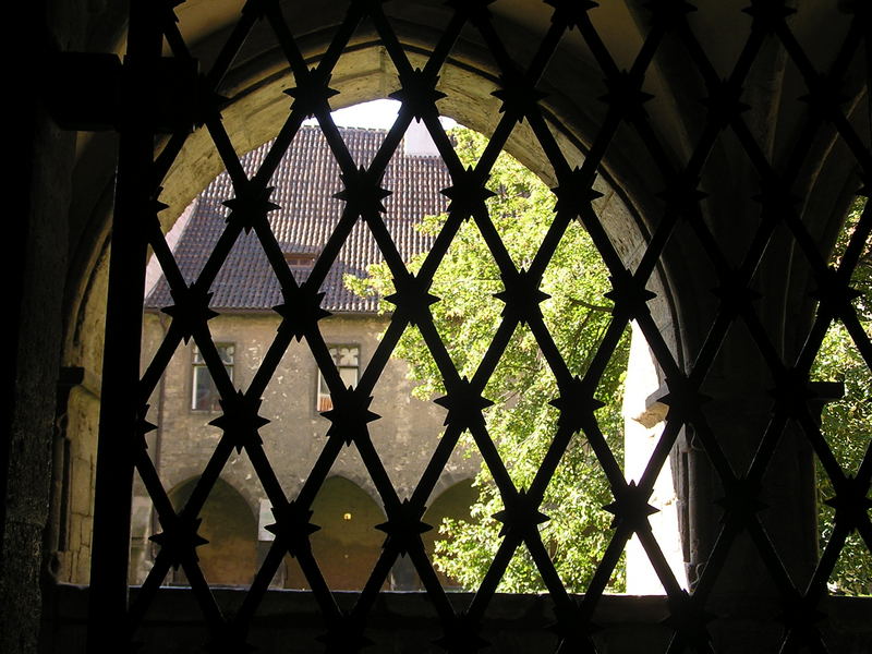 Blick in den Innenhof des Naumburger Domes