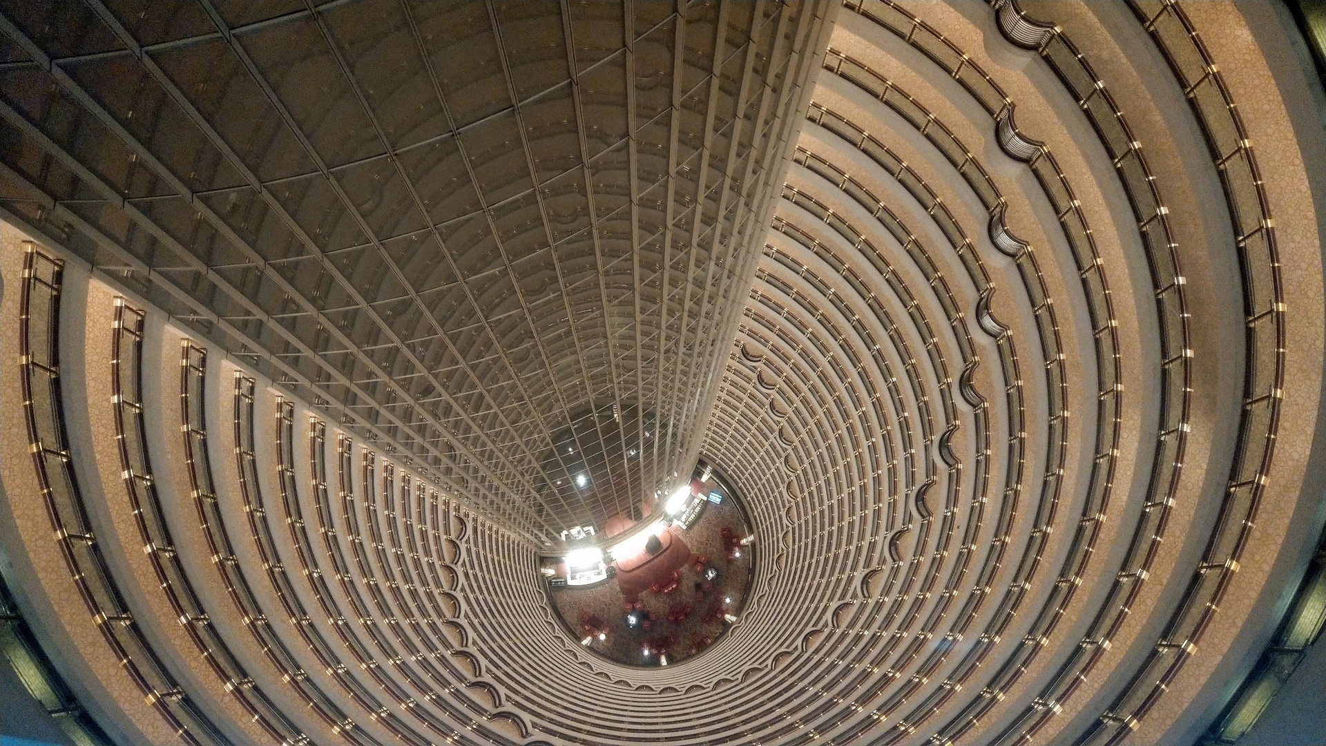 Blick in den Jin Mao Tower