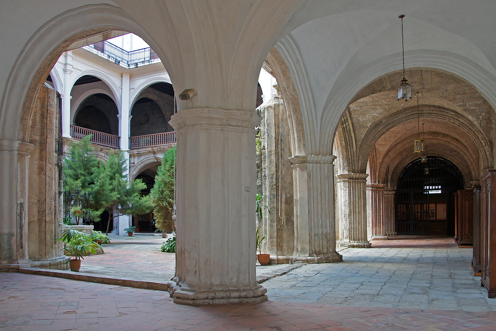 ..Blick in den Klosterhof..