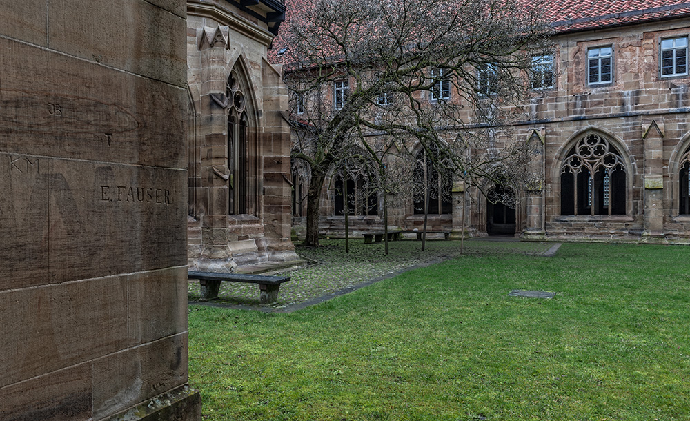 Blick in den Kreuzgarten