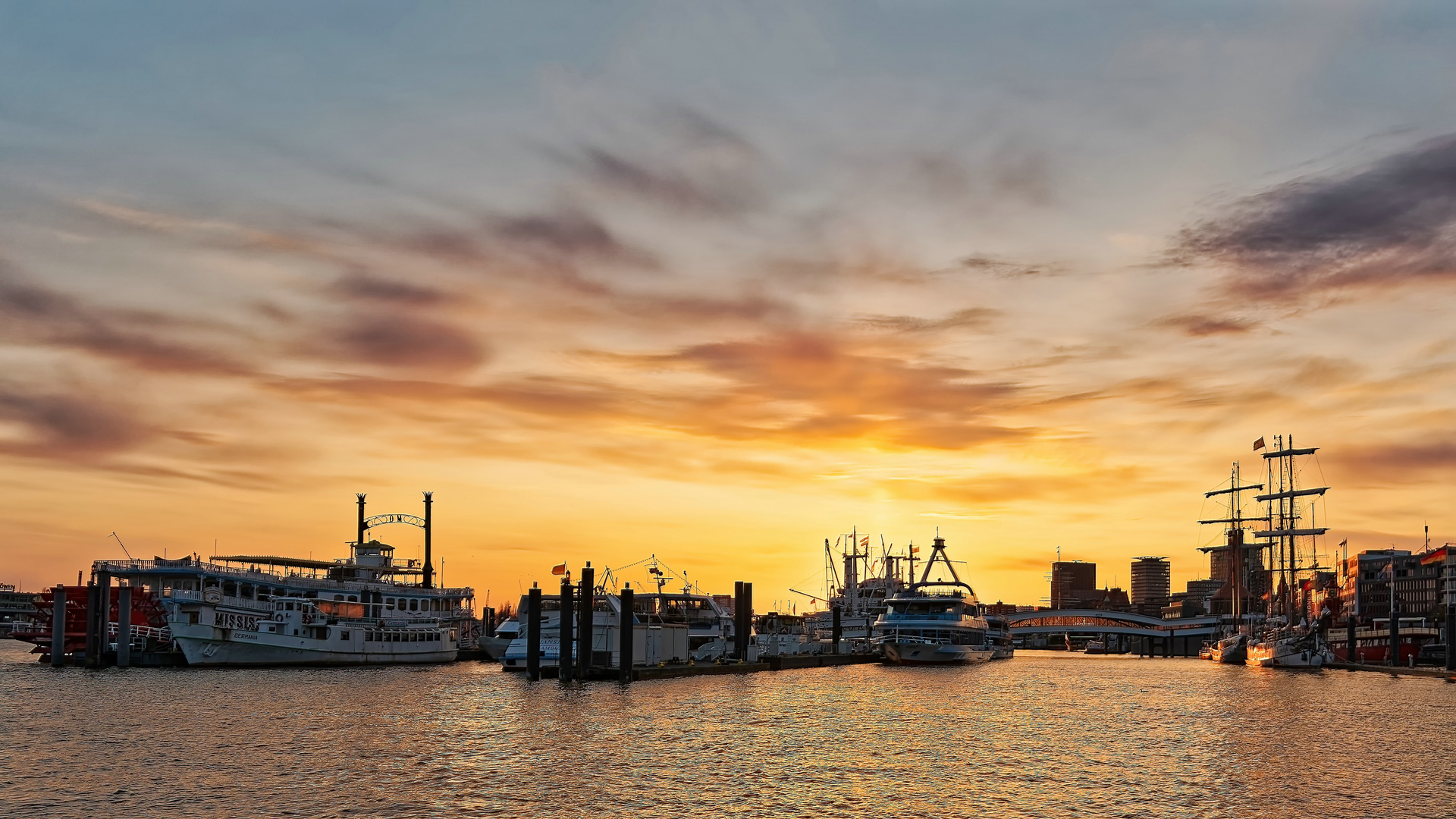 Blick in den Niederhafen