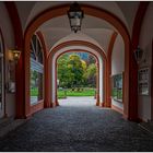 Blick in den Park bei der alten Abtei in St. Blasien