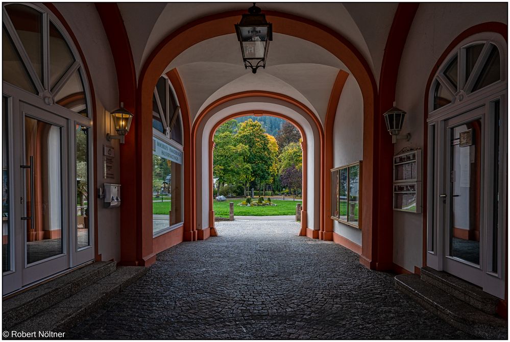 Blick in den Park bei der alten Abtei in St. Blasien