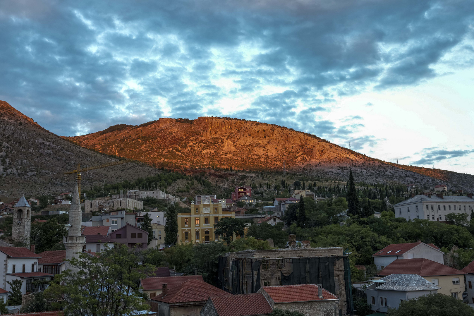 Blick in die Berge von Mostar