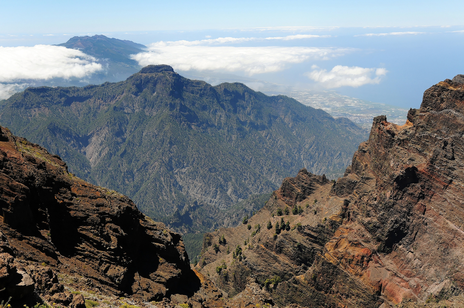 Blick in die Caldera auf der Insel La Palma