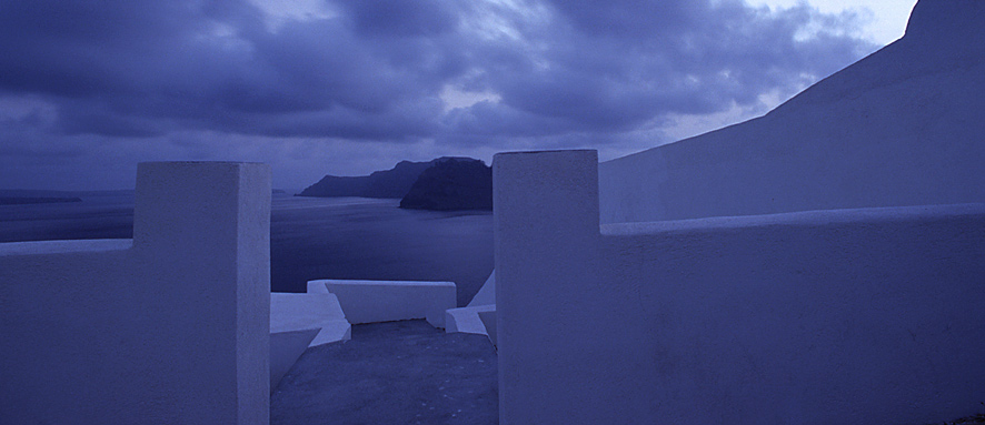 Blick in die Caldera (Kratersee) von Santorini