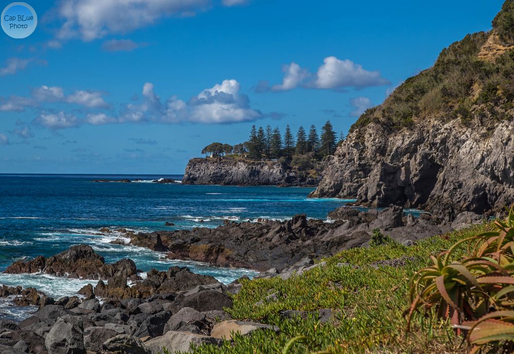 Blick in die Caloura Bucht