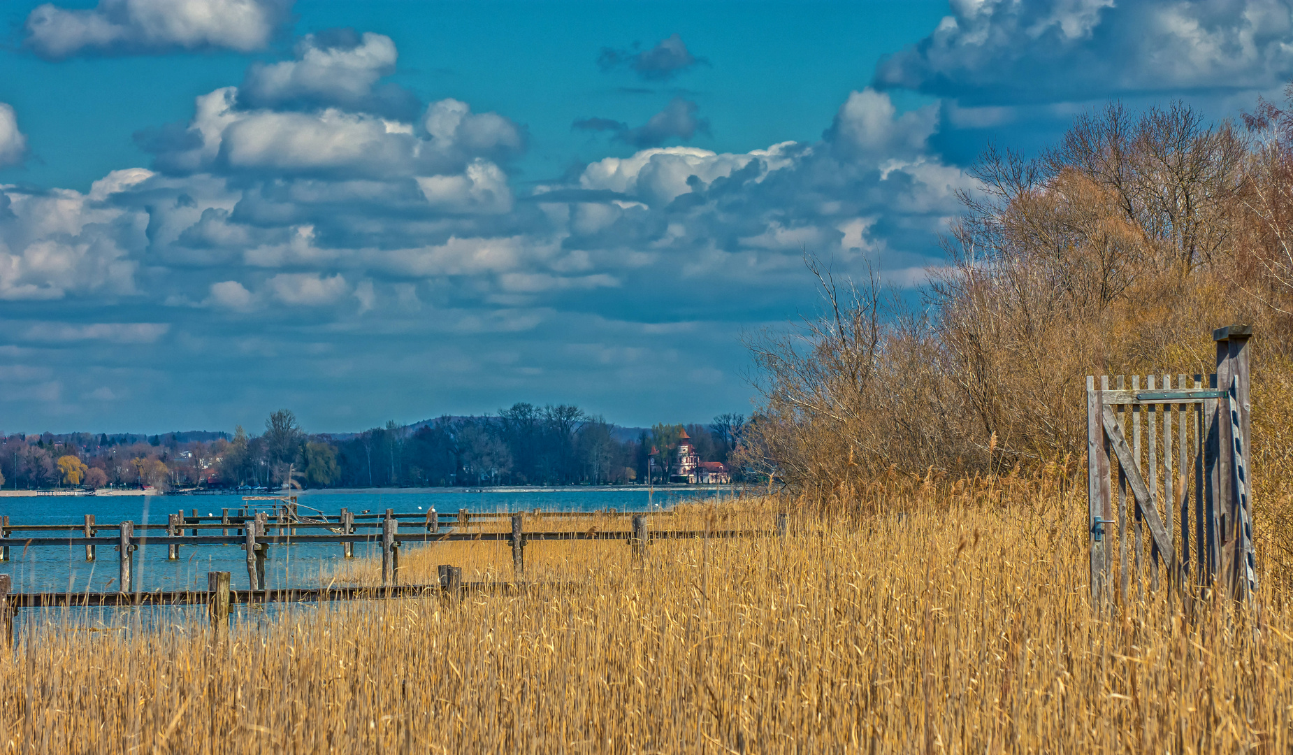 Blick in die Herrschinger Bucht