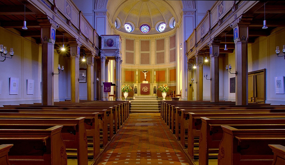 Blick in die Kirche St.Peter und Paul in Nikolskoe. (Berlin Wannsee)