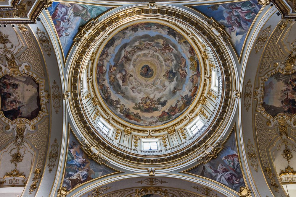 Blick in die Kuppel der Basilika Santa Maggiore