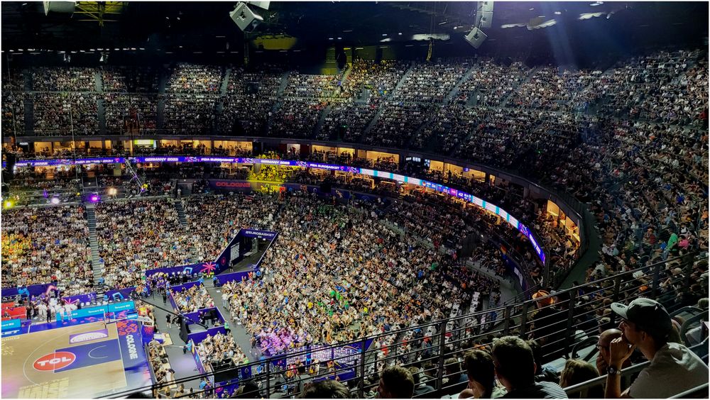 Blick in die Lanxess-Arena