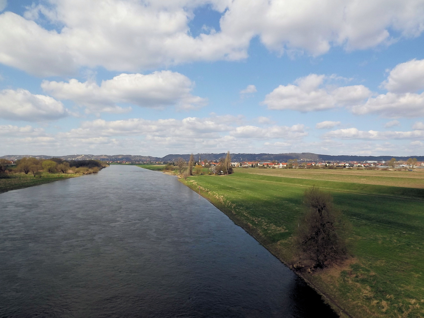 Blick in die Lößnitz