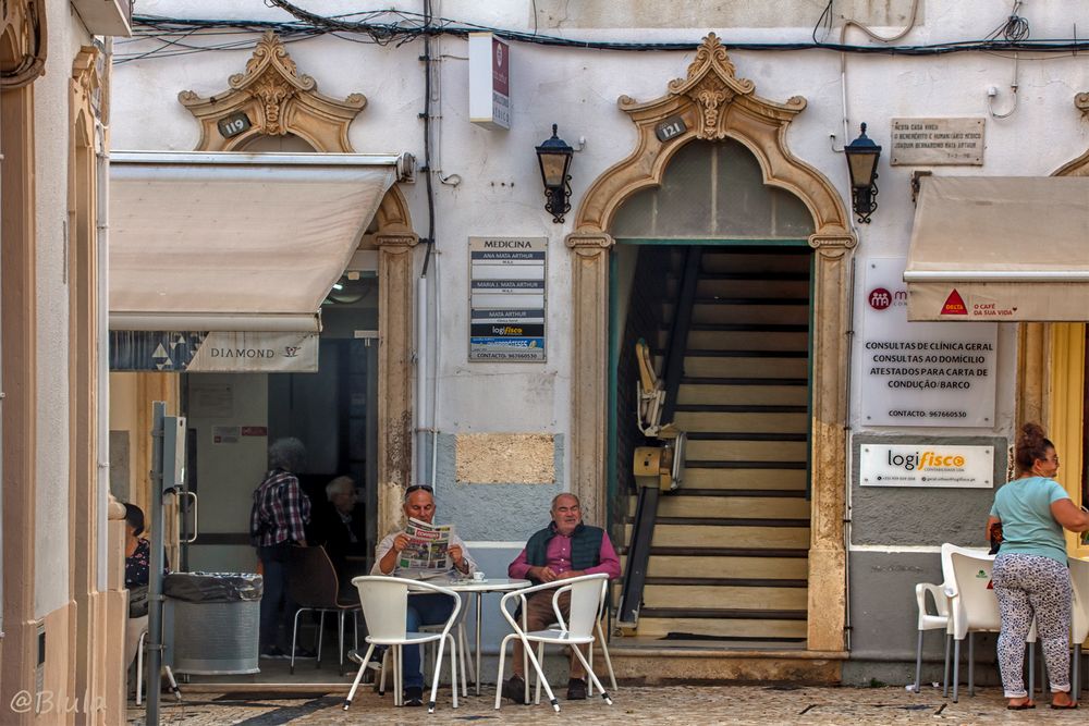 Blick in die Rua do Comércio von Olhão,