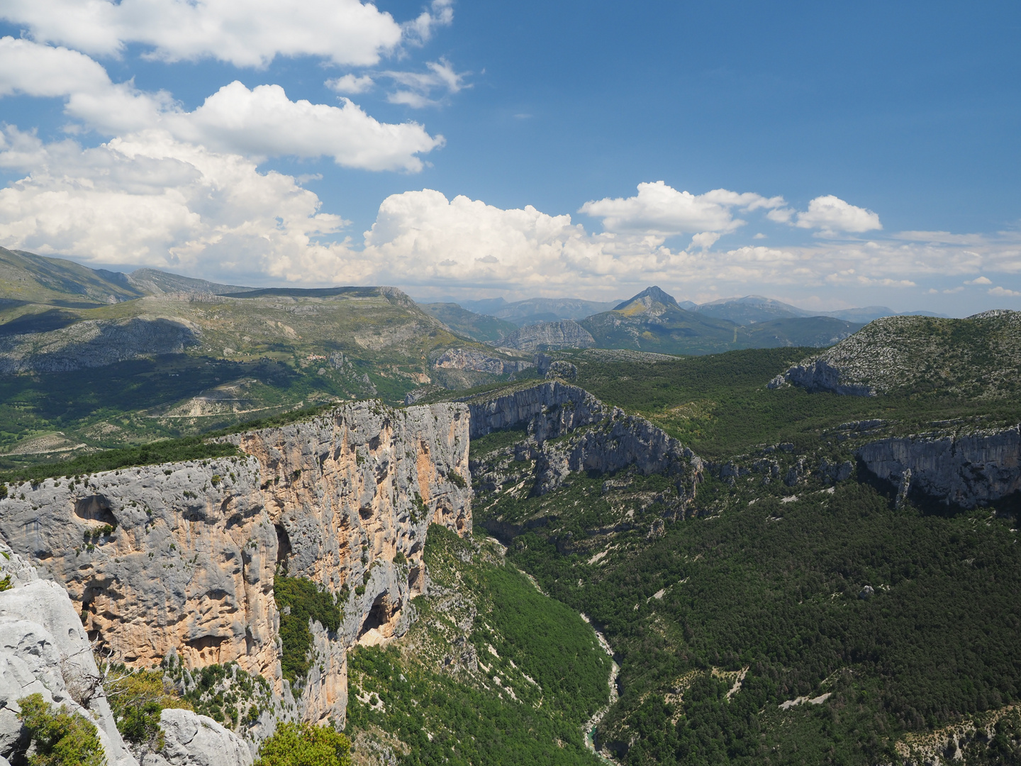 Blick in die Schlucht "Gorges du Verdon" N° 2